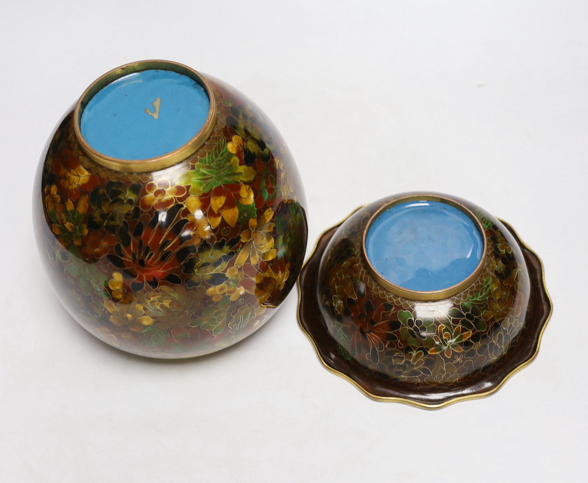 A Chinese cloisonné enamel lidded ginger jar and a bowl, tallest 20cm